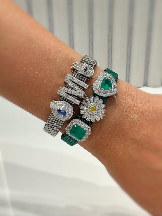 CHARMS & BRACELETS