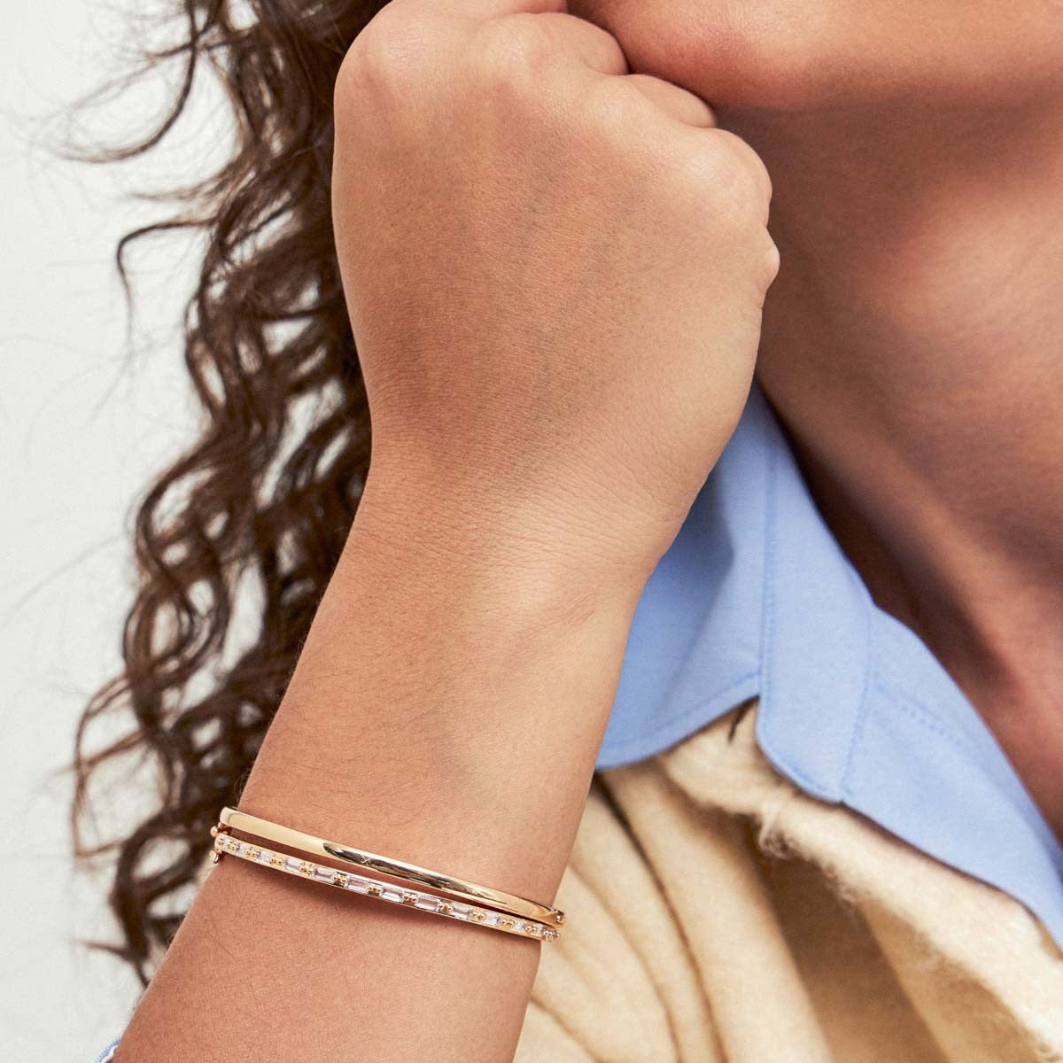 Details Gold Bangle