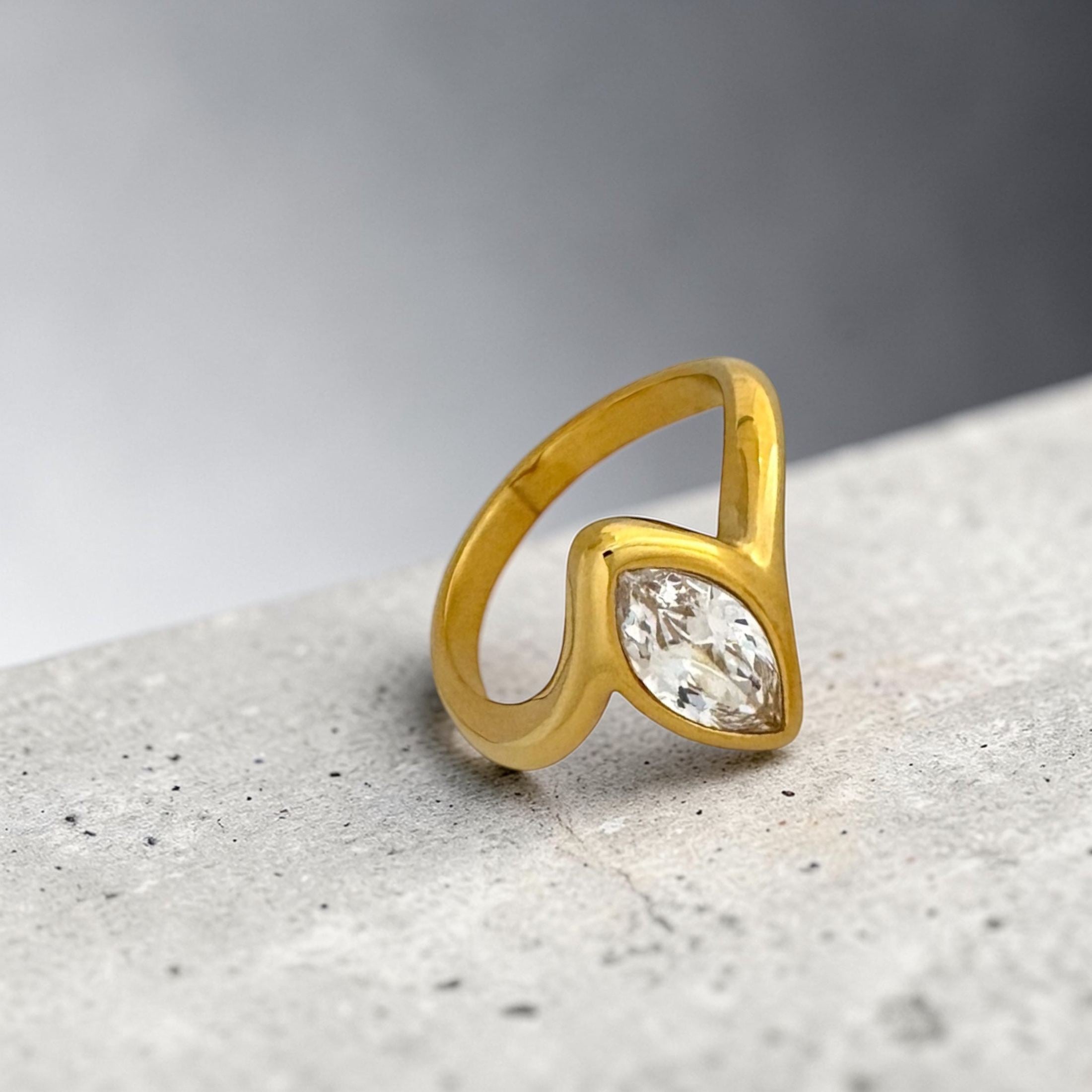 Teardrop Steel Ring