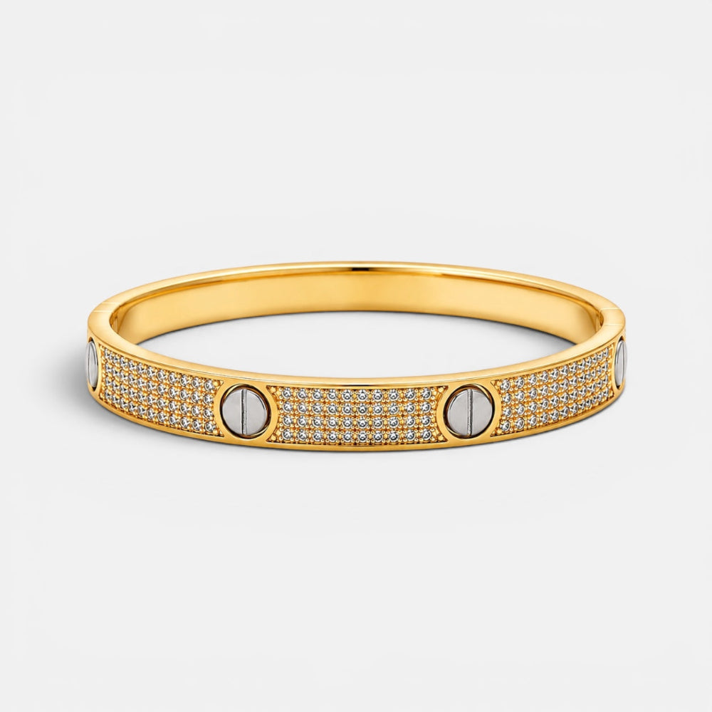 Gold plated bangle with zirconia details close-up