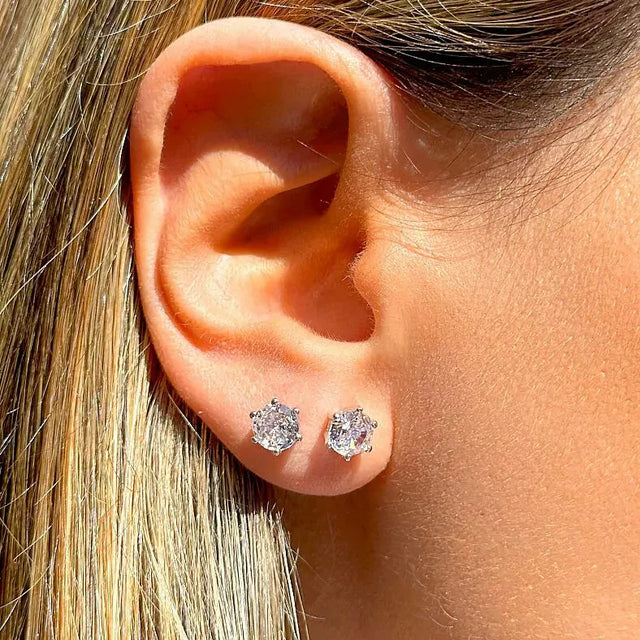 Recycled Sterling Silver We use certified 925 sterling silver which is made up of 92.5% pure silver and 7.5% other metals. The addition of other metals makes it far more durable than pure silver alone, with no compromise to colour or lustre.