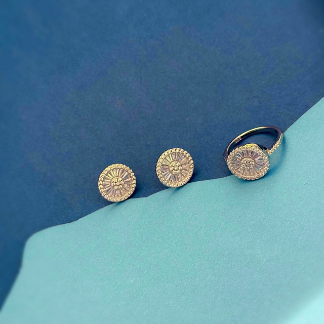 Recycled Sterling Silver We use certified 925 sterling silver which is made up of 92.5% pure silver and 7.5% other metals. The addition of other metals makes it far more durable than pure silver alone, with no compromise to colour or lustre.