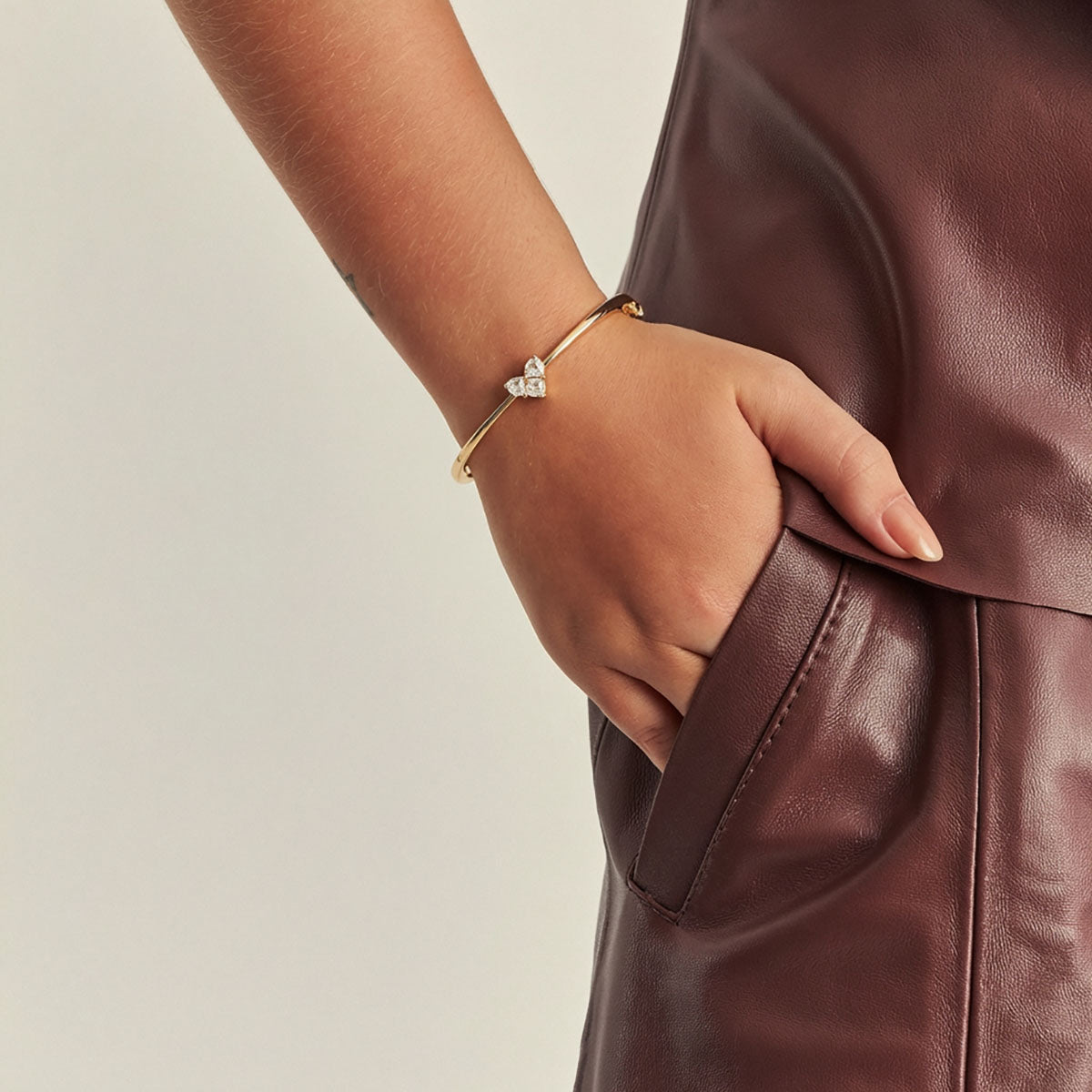 Gold Heart Zirconia Bangle