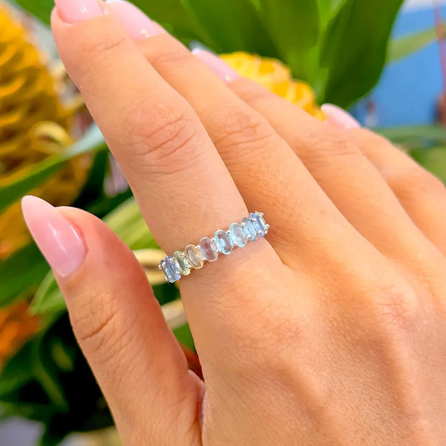 Colourful crystal ring