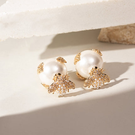 Butterfly pearls Earrings