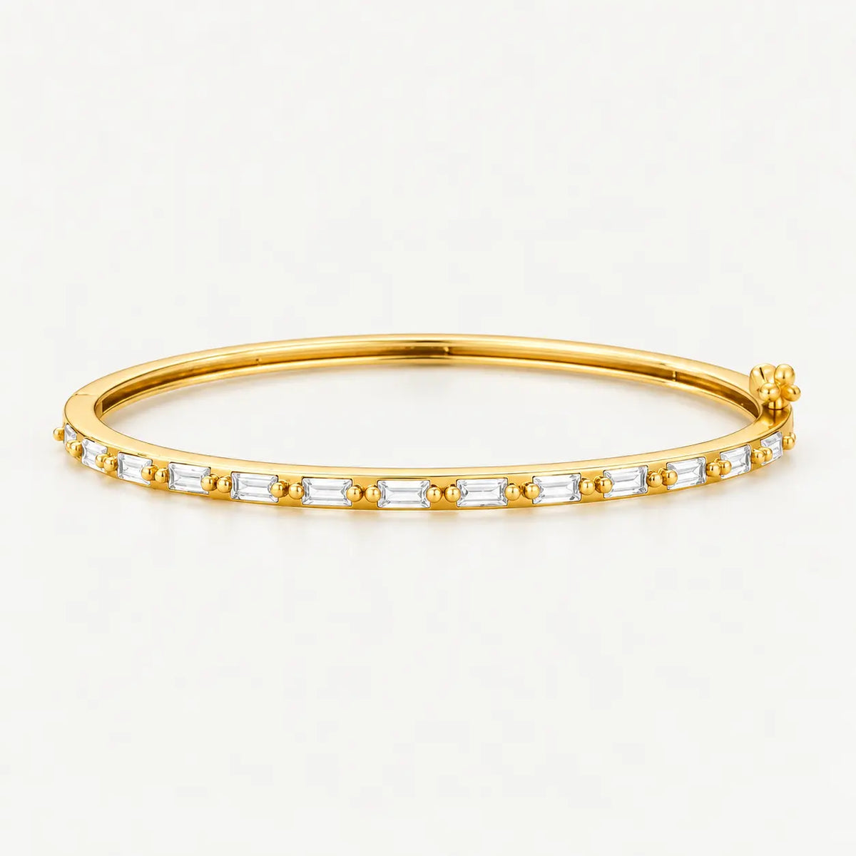 Details Gold Bangle