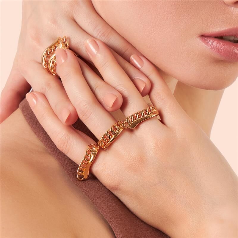 Geometric Smooth Band Ring