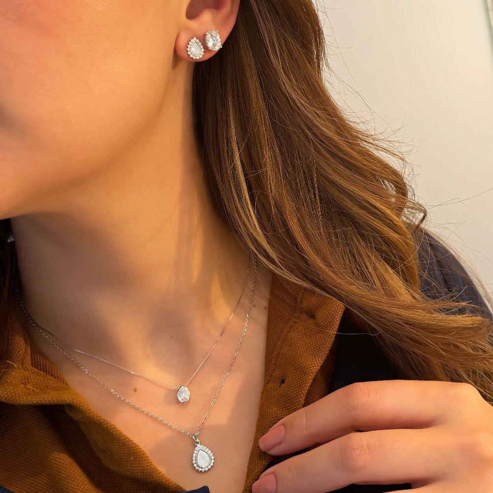 Mother of Pearl & Zirconia Jewellery Set [Villa Valentina]