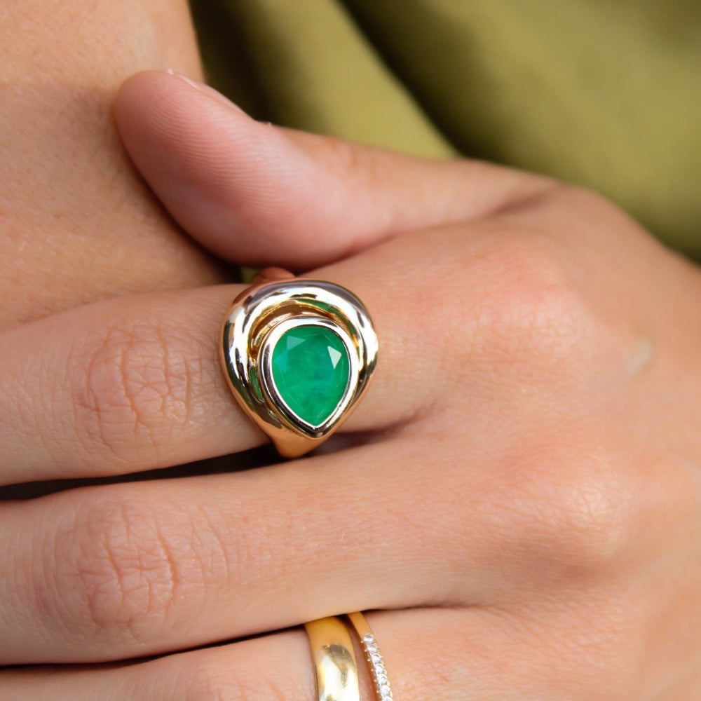 Gold Plated Ring Emerald Fusion