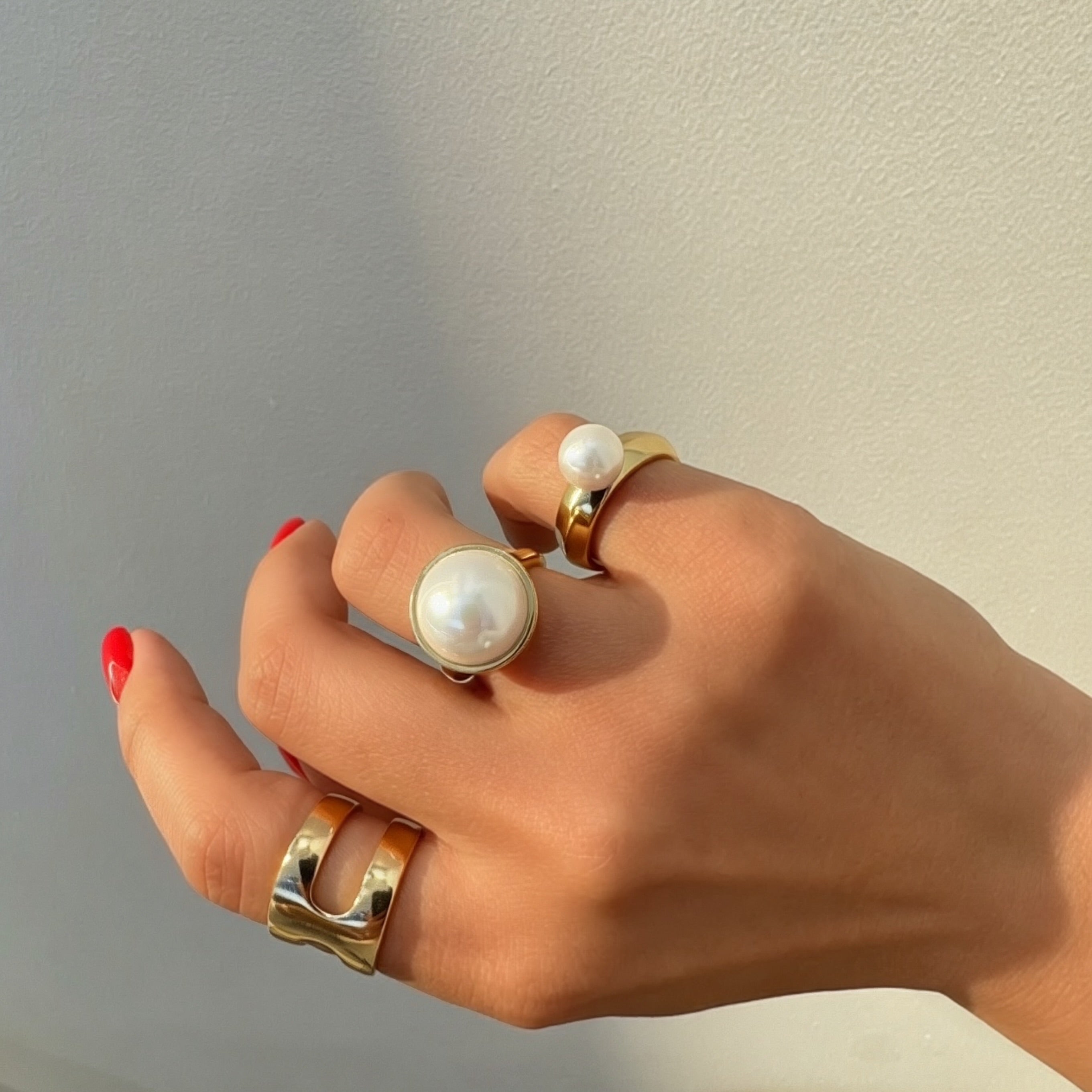 Shell pearls ring [Villa Valentina]