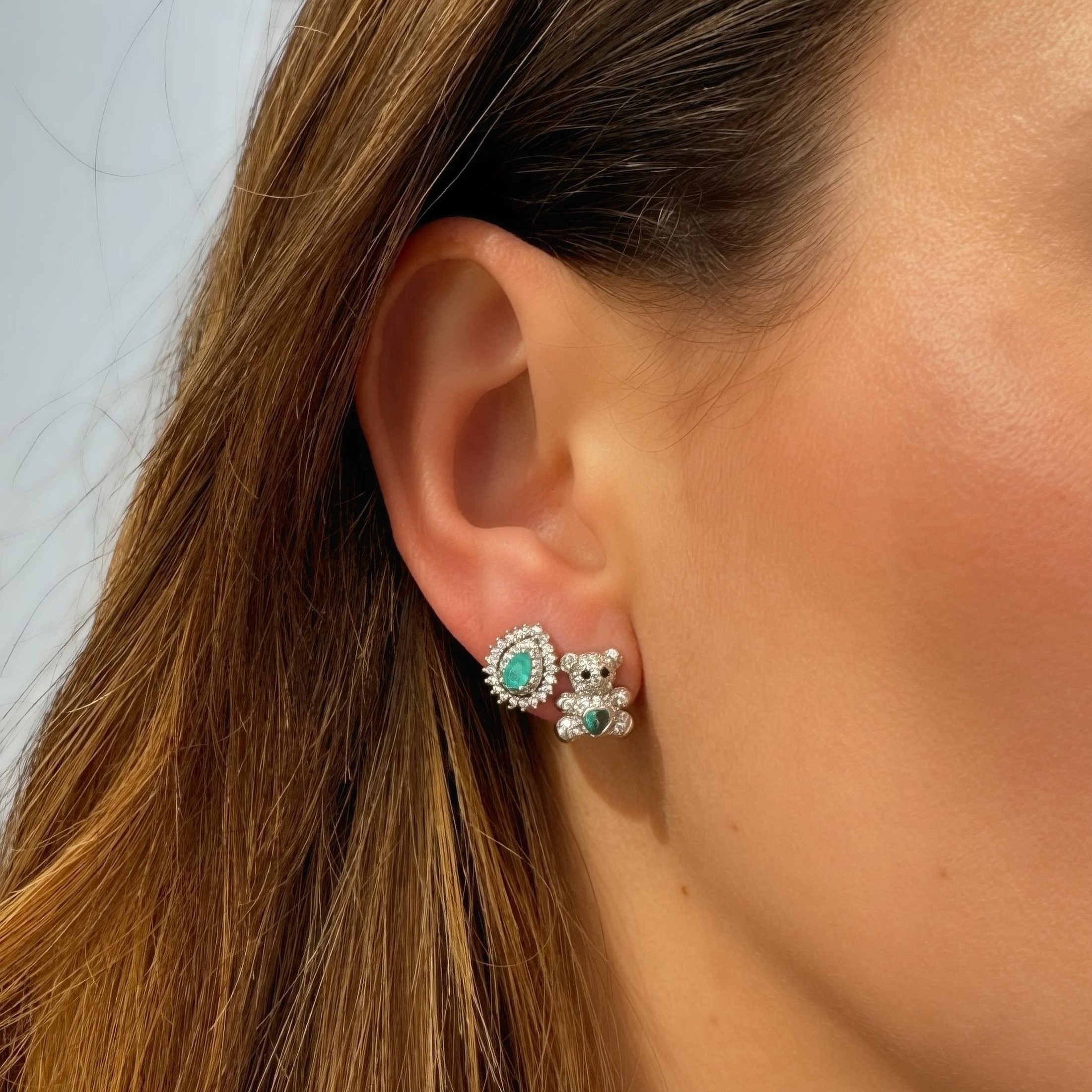 Stud bear zirconia earrings [Villa Valentina]