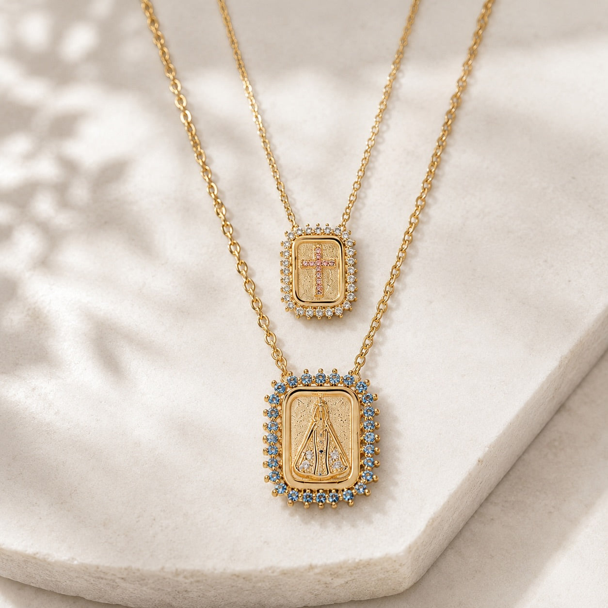 Scapular zirconia necklace [Villa Valentina]