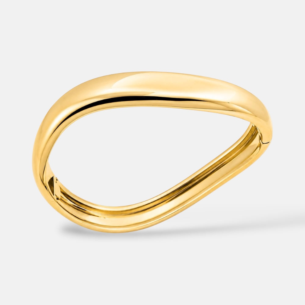 Gold plated twisted bangle close-up