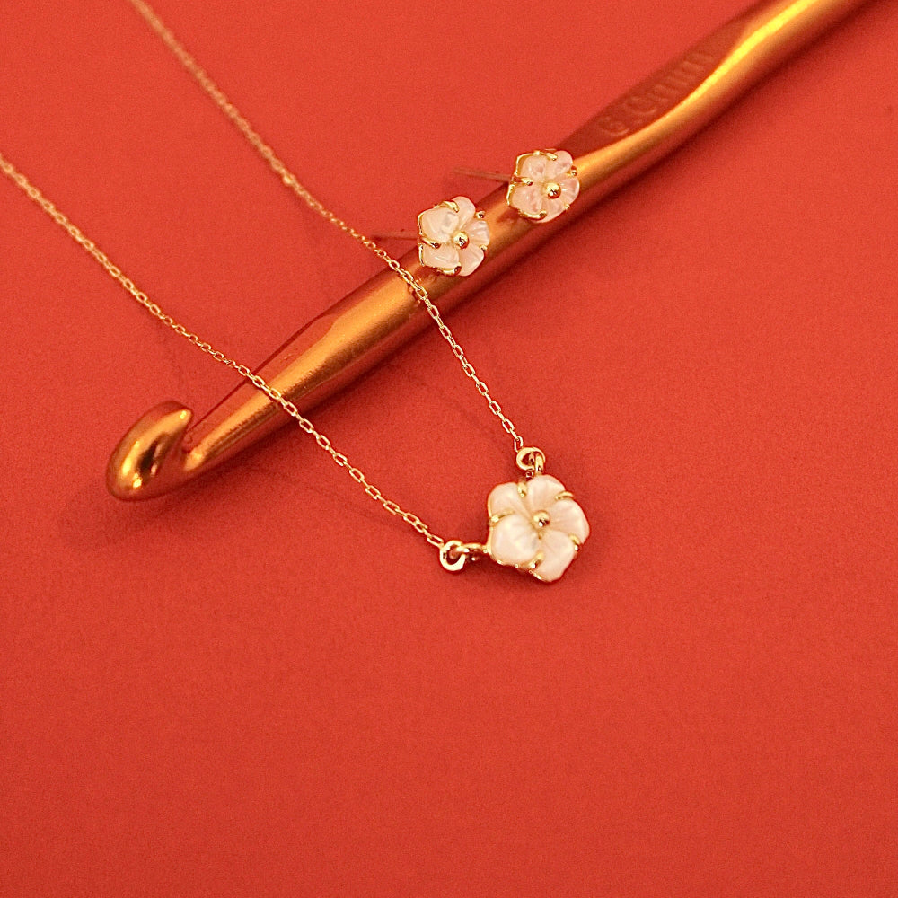 Mother of Pearl Jewellery Set
