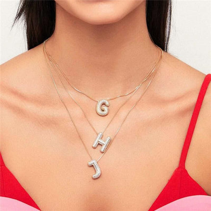 Initial pendant necklace