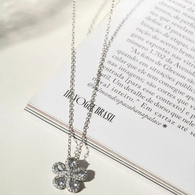 Sterling silver flower aquamarine crystal set