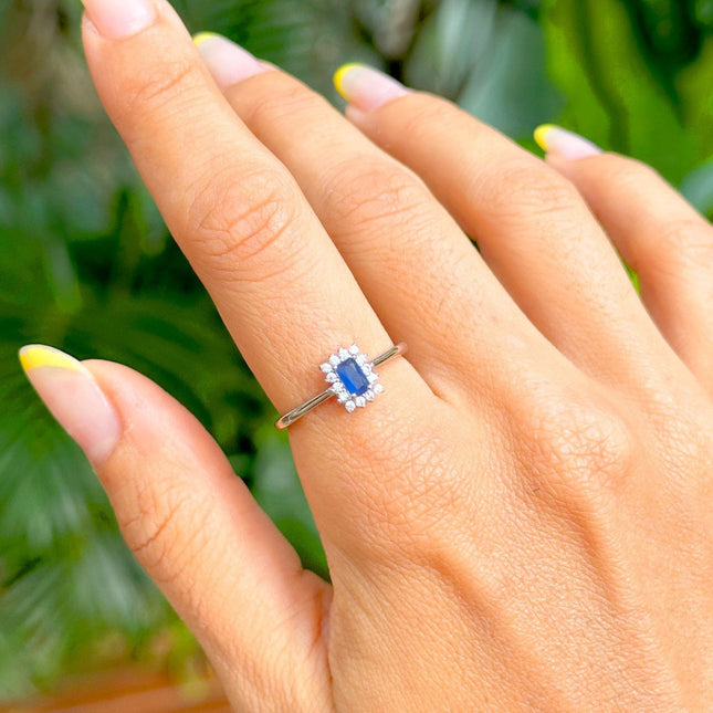 Rectangle sapphire ring