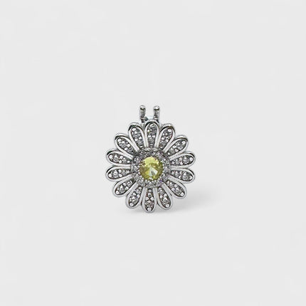 Daisy zirconia studded charm