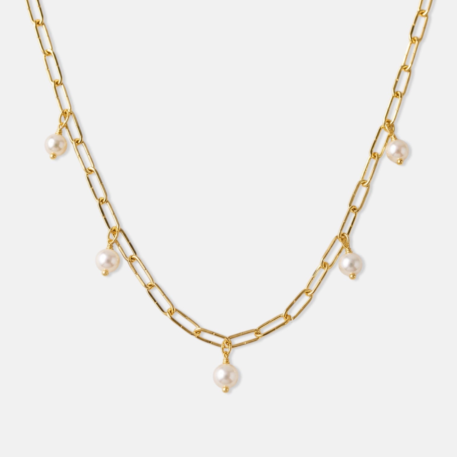 Classic Freshwater Pearl Necklace [Villa Valentina]