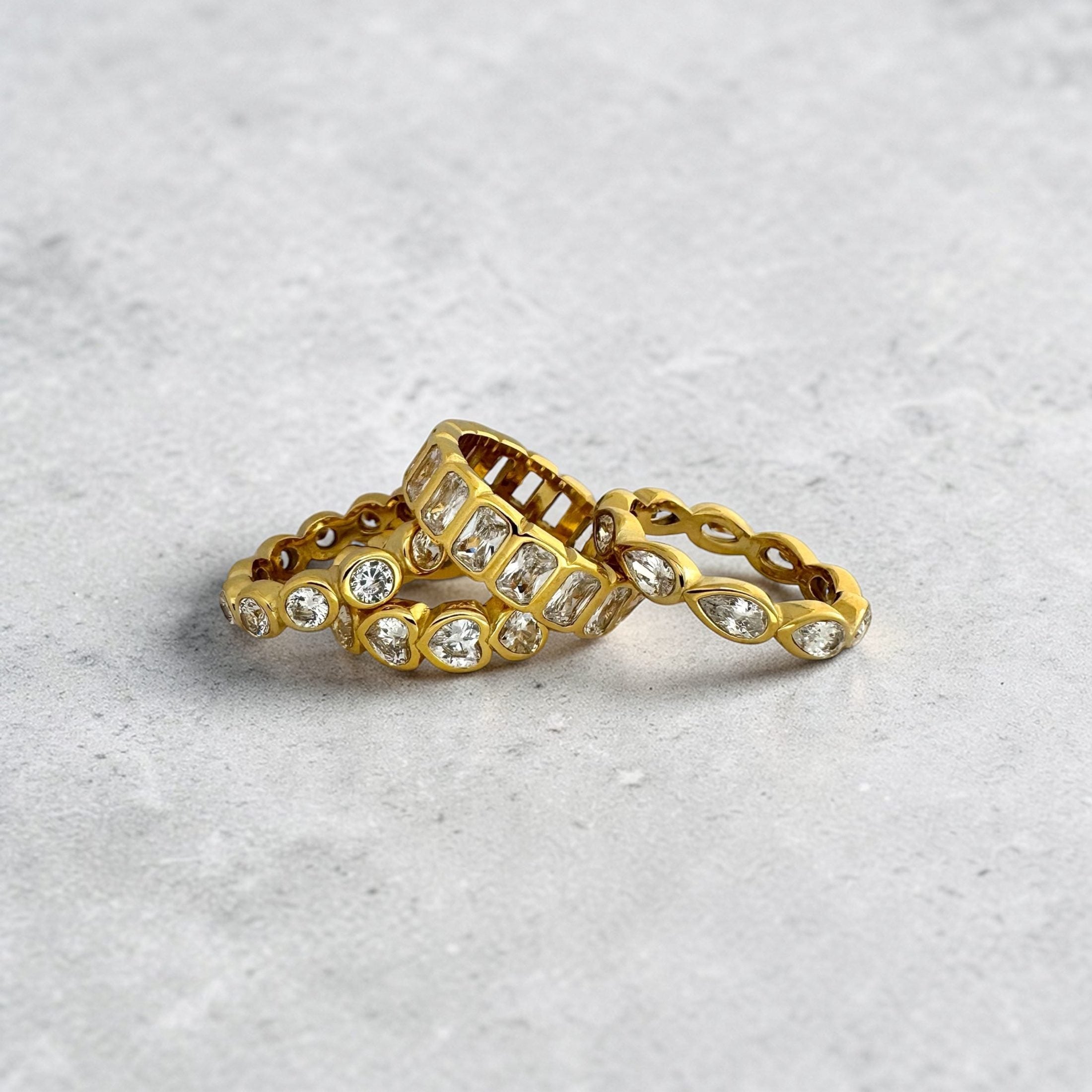Square zirconia ring