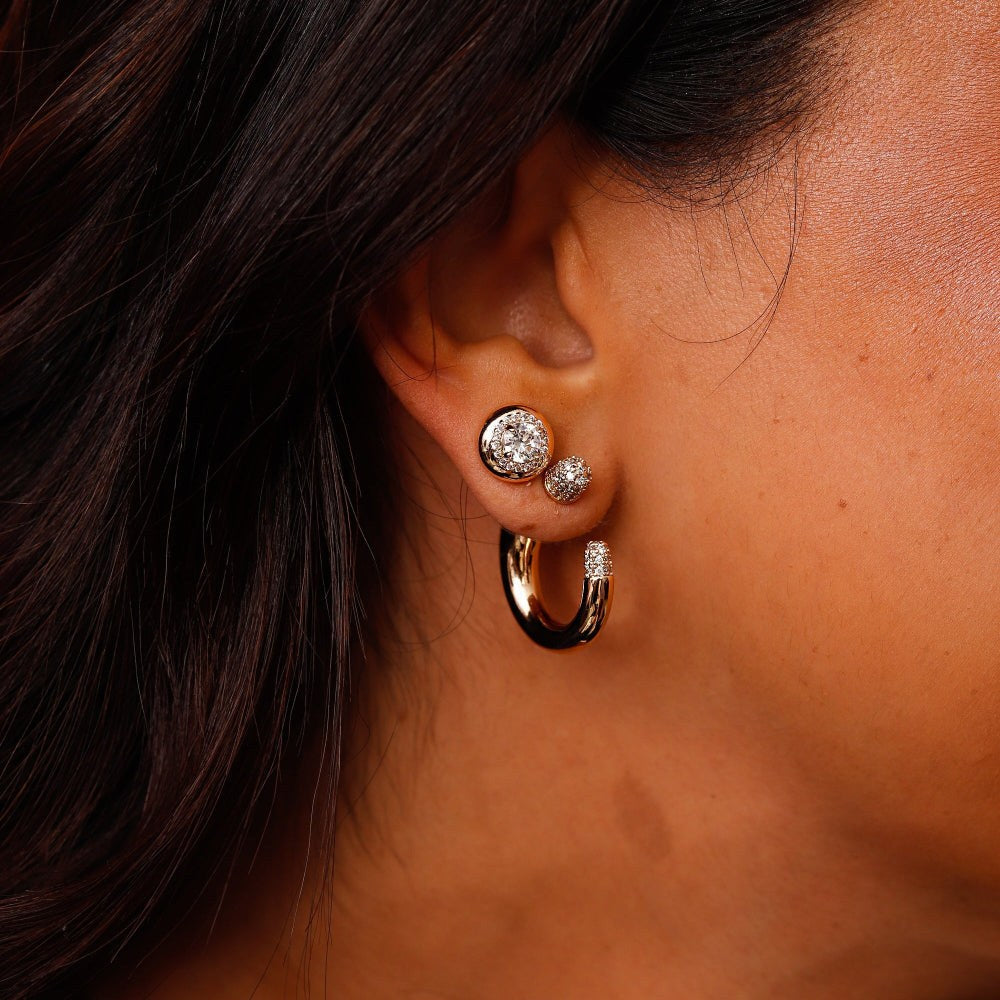 Zirconia stud earrings